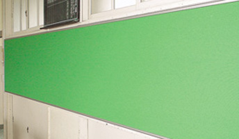 教室掲示板修理